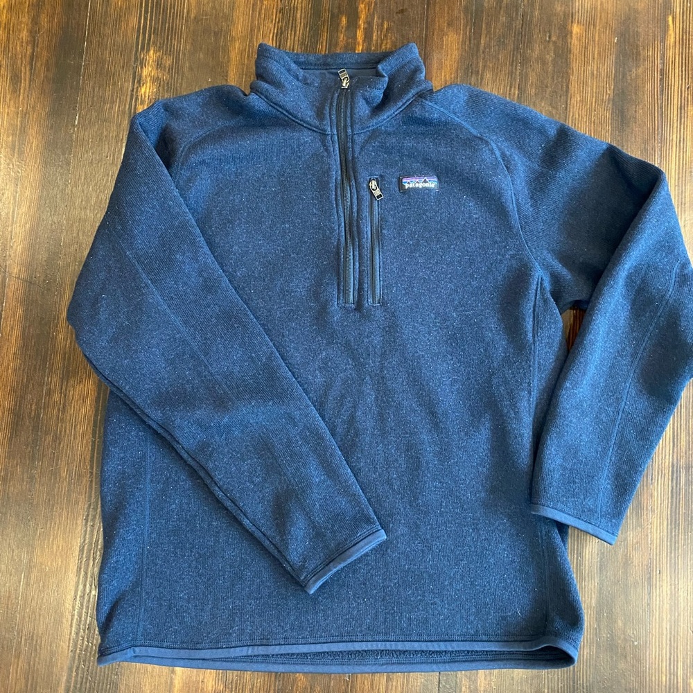 Patagonia Men size Large Better Sweater Quarter zip- Navy